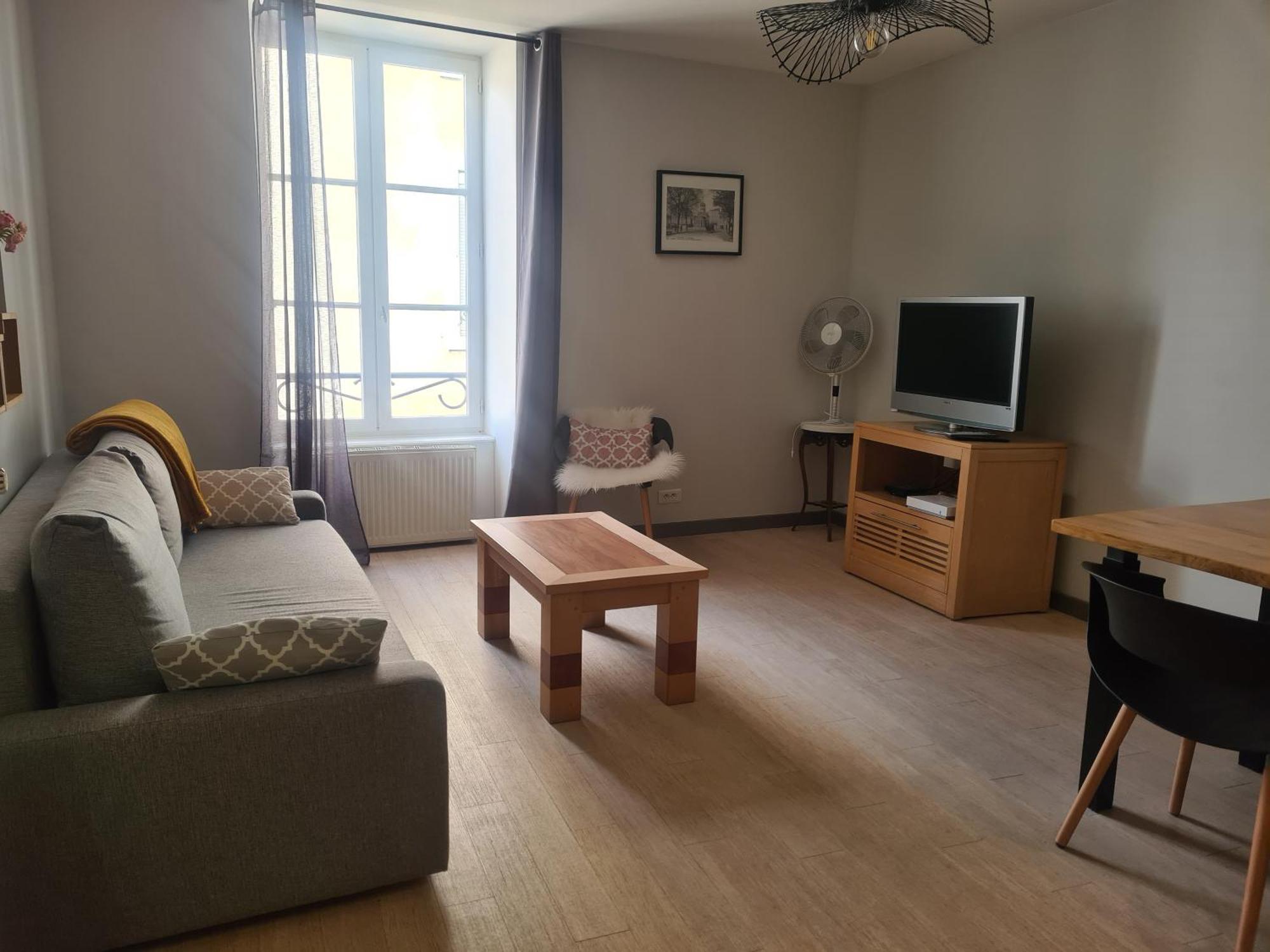 Appartement Hyper-Centre Issoire Extérieur photo